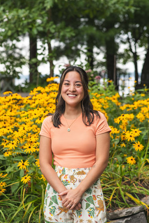 Jannell Lo, author portrait