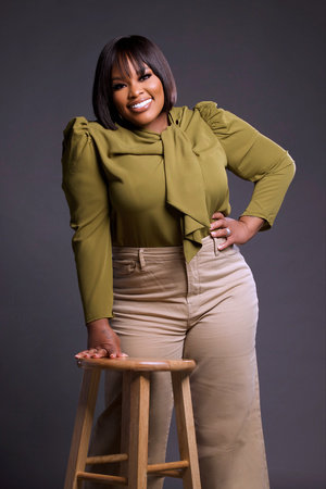 Tasha Cobbs Leonard, author portrait