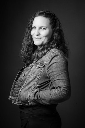Joanna Wallace, author portrait