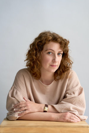 Anna Snoekstra, author portrait