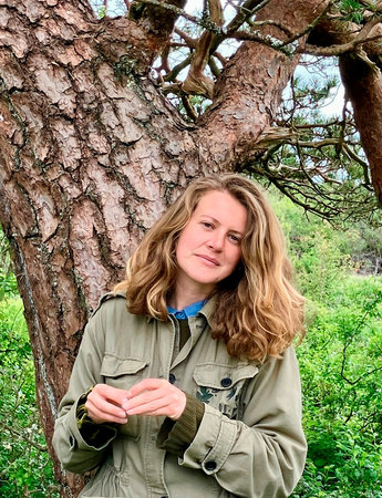 Harriet Rix, author portrait