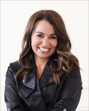 Michelle Chalfant, author portrait