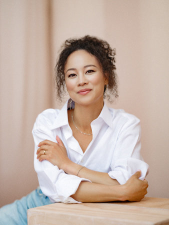 Lauren Ling Brown, author portrait