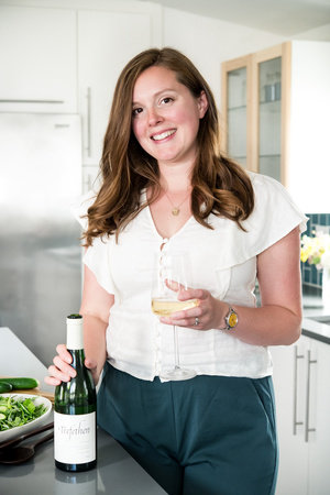 Lexi Harrison, author portrait