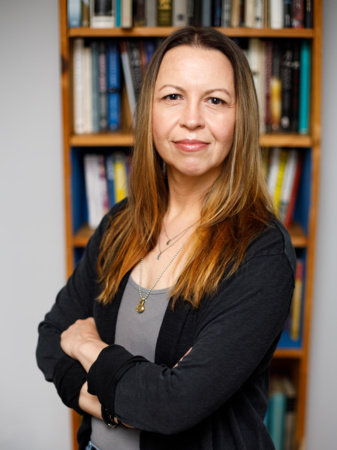 Jennifer Keishin Armstrong, author portrait