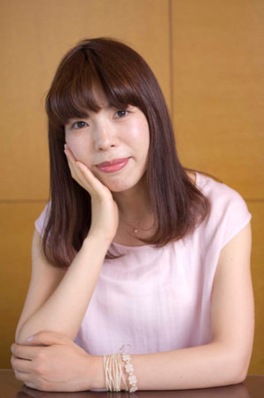 Nanae Aoyama, author portrait
