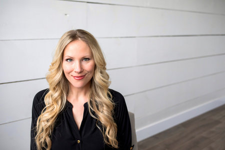 Paisley Hope, author portrait