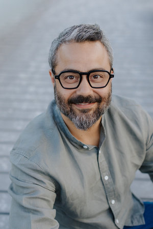 Michael Shaikh, author portrait