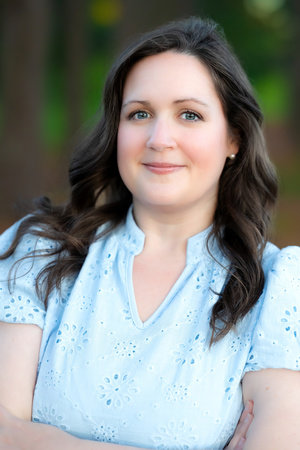 Nora Carmody, author portrait