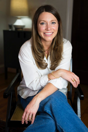 Mimi Montgomery, author portrait
