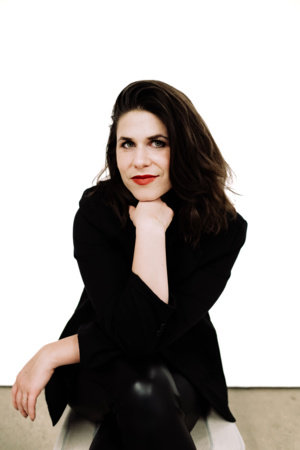 Eliza Jabore, author portrait