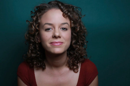 Laura Chinn, author portrait