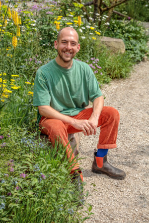 Harry Holding, author portrait
