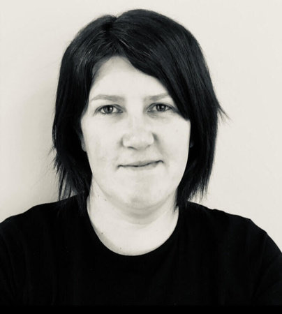 Lisa Hartley, author portrait