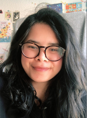 Aditi Kakade Beaufrand, author portrait