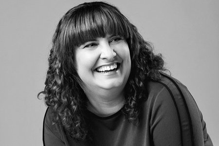 Lisa Hall, author portrait