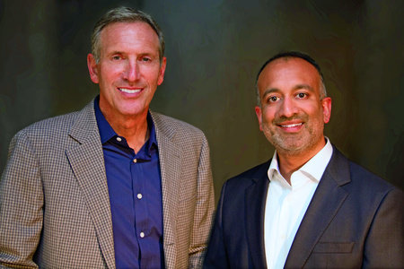 Howard Schultz, author portrait