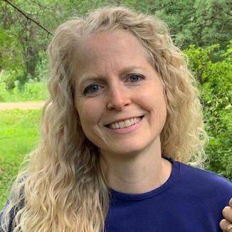 Louise M. Aamodt, author portrait