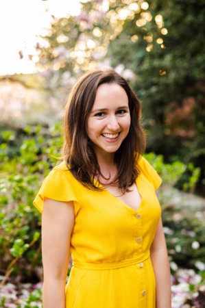 Laura Hankin, author portrait