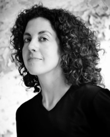 Lia Purpura, author portrait