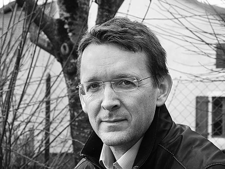 Luke McCallin, author portrait