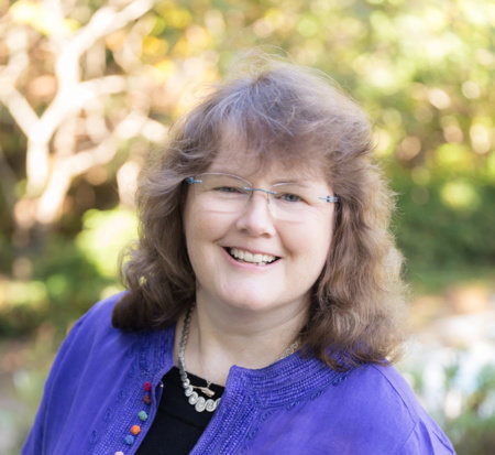 Lynda Mullaly Hunt, author portrait