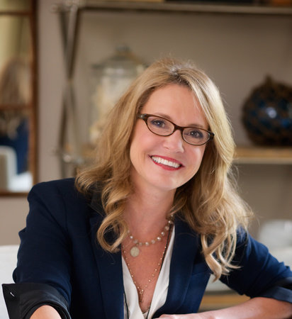Patti Callahan Henry, author portrait