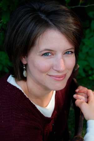 Rebecca Janni, author portrait