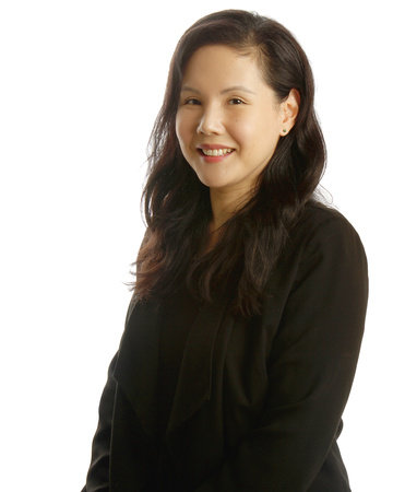 Stephanie Tromly, author portrait