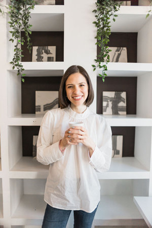 Gena Hamshaw, author portrait