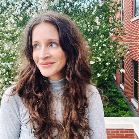 Anna Mitchael, author portrait