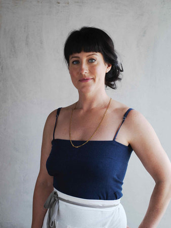 Naomi Pomeroy, author portrait