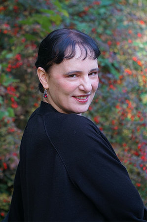 Anna Kashina, author portrait