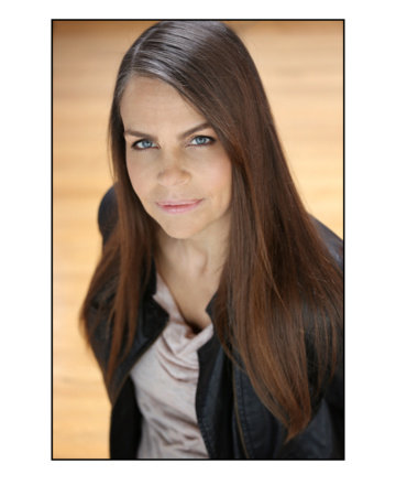 Margaret Stohl, author portrait