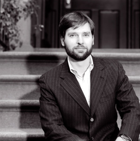 Neal Bascomb, author portrait