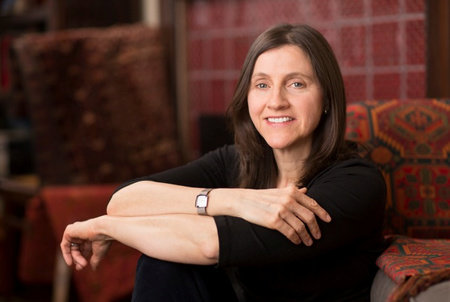 Kate Taylor, author portrait