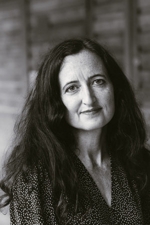 Helena Echlin, author portrait