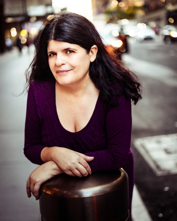 Laurie Gwen Shapiro, author portrait