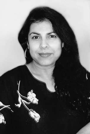 Chitra Banerjee Divakaruni, author portrait