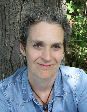 Jennifer McMahon, author portrait