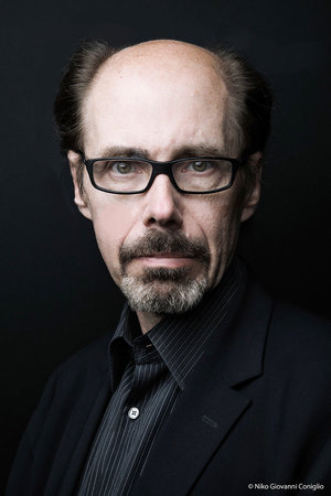 Jeffery Deaver, author portrait