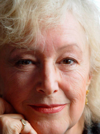 Lesley Hazleton, author portrait