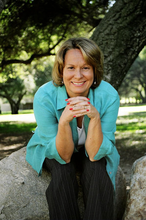 Tina Ferraro, author portrait