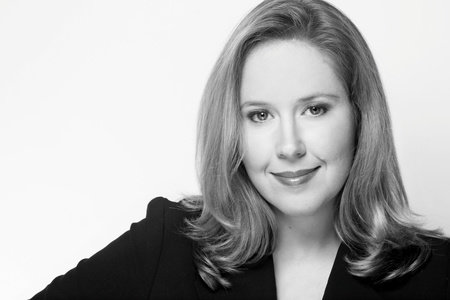Susannah Gora, author portrait