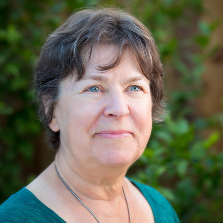 Karen Joy Fowler, author portrait