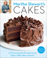 The latest addition to Martha Stewart’s wildly popular paperback library features 150 outstanding cake recipes of every variety