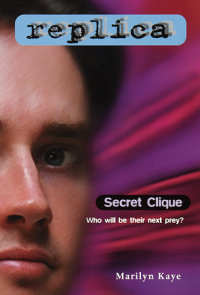 Cover of Secret Clique (Replica #5)