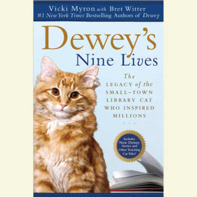 Dewey's Nine Lives Cover